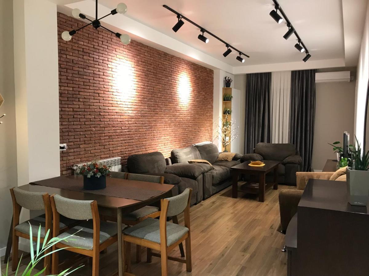 A New Apartment In The King District Koetaisi Buitenkant foto